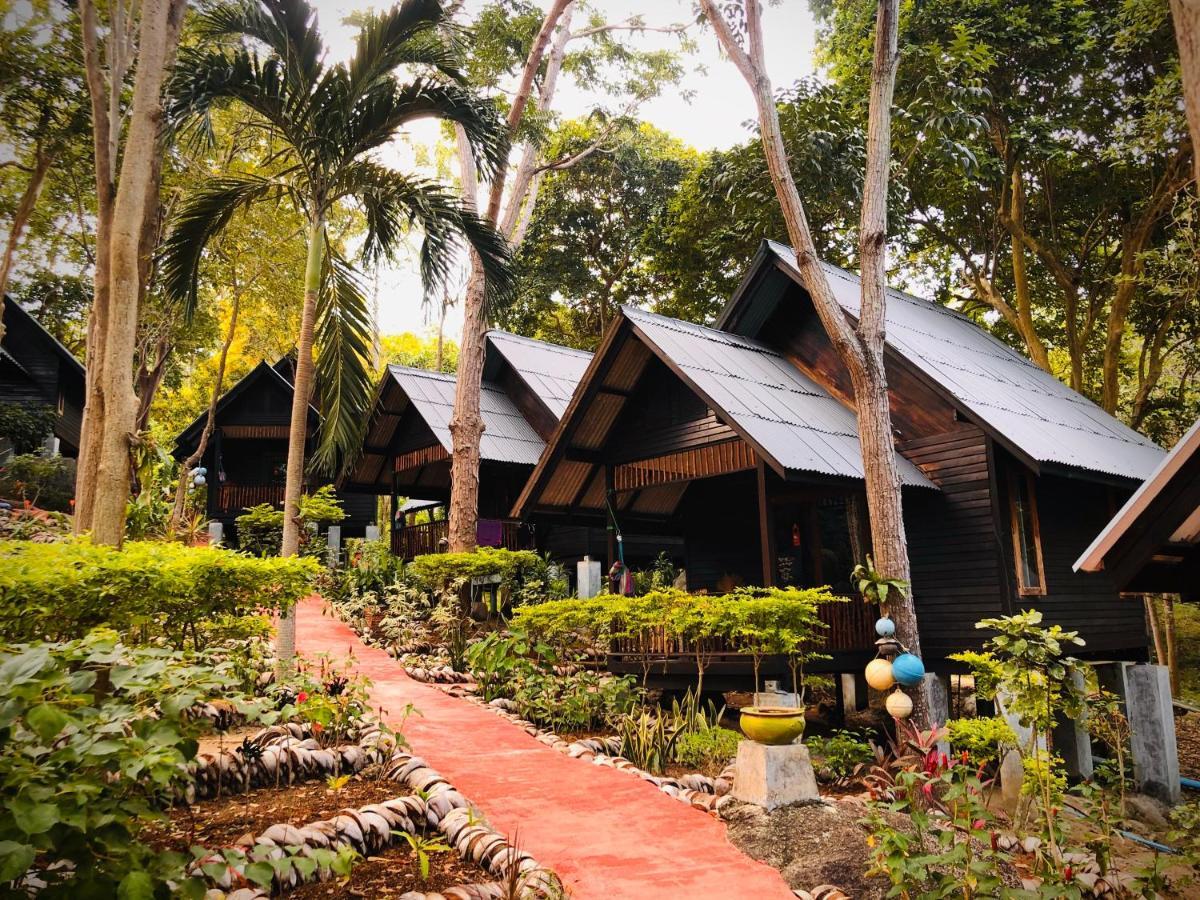 Thongtapan Resort Chaloklum Extérieur photo